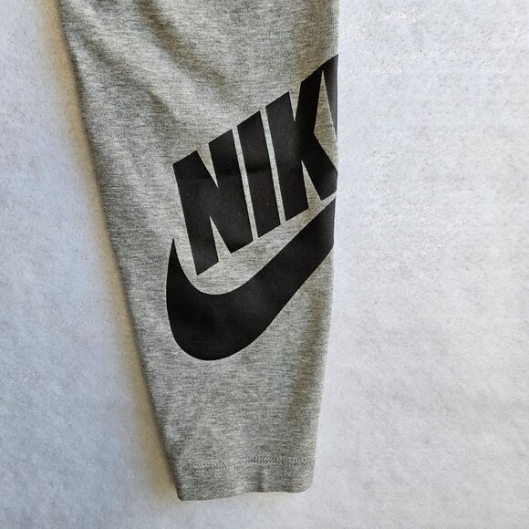 Nike Sportswear Full Length Compression Leggings Womens S Gray Swoosh Athleisure - Picture 4 of 9
